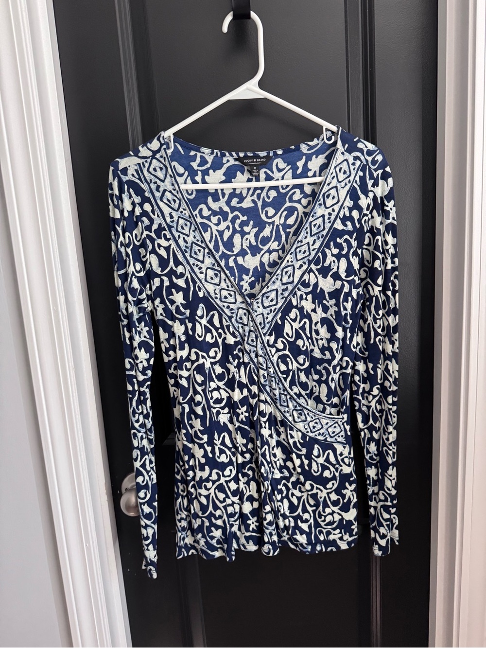 Lucky Brand Navy & White Printed Wrap-Style Long Sleeve Top